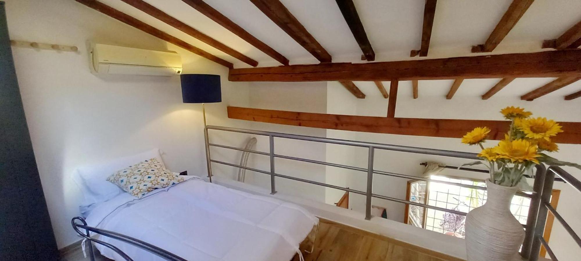 Tuscan Loft - 7 Guests With Patio Apartamento *